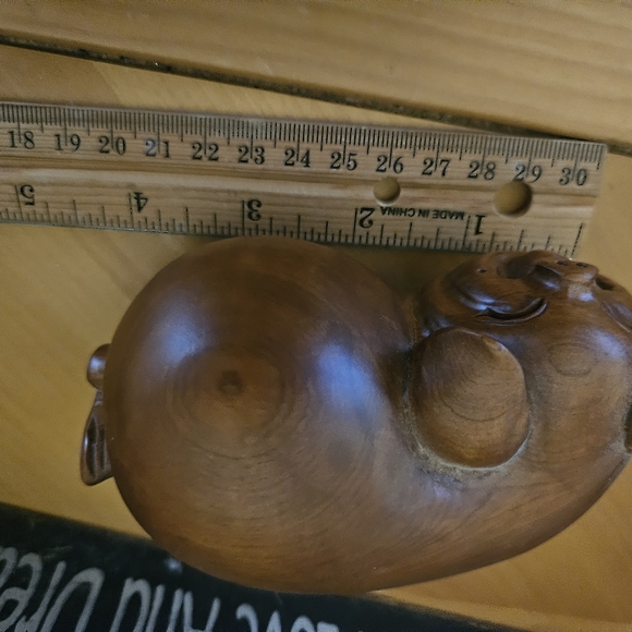 Vintage Japanese Happy Boxwood Carved Pig - Picture 10 of 13